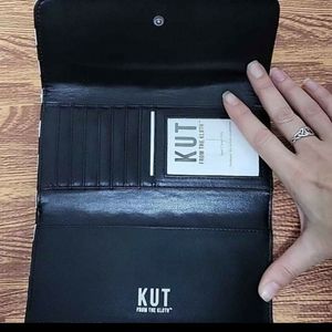 Womans Kut from the Kloth wallet